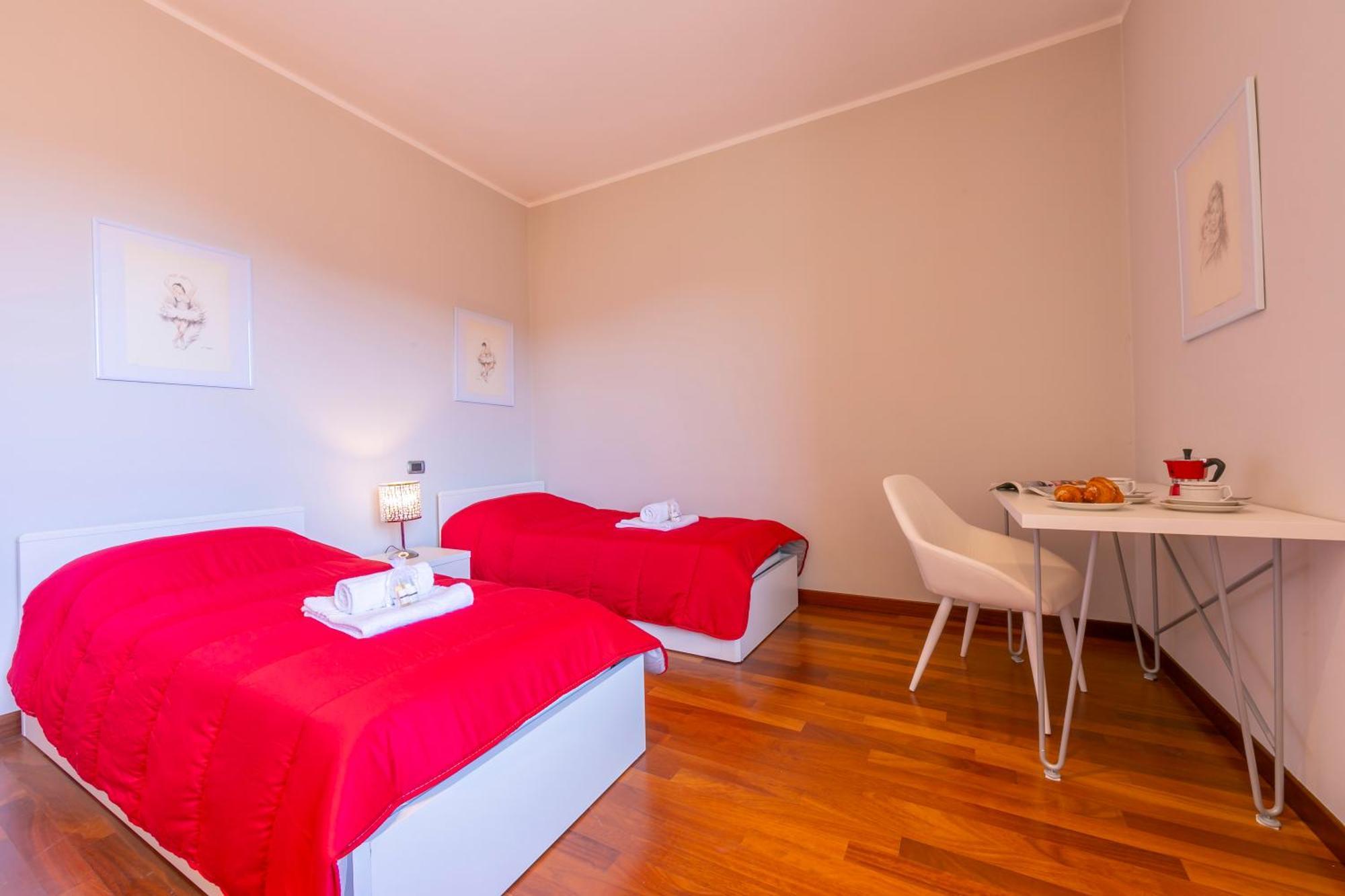 Appartamento Il Golfo Lake View - Happy Rentals 라베노 외부 사진